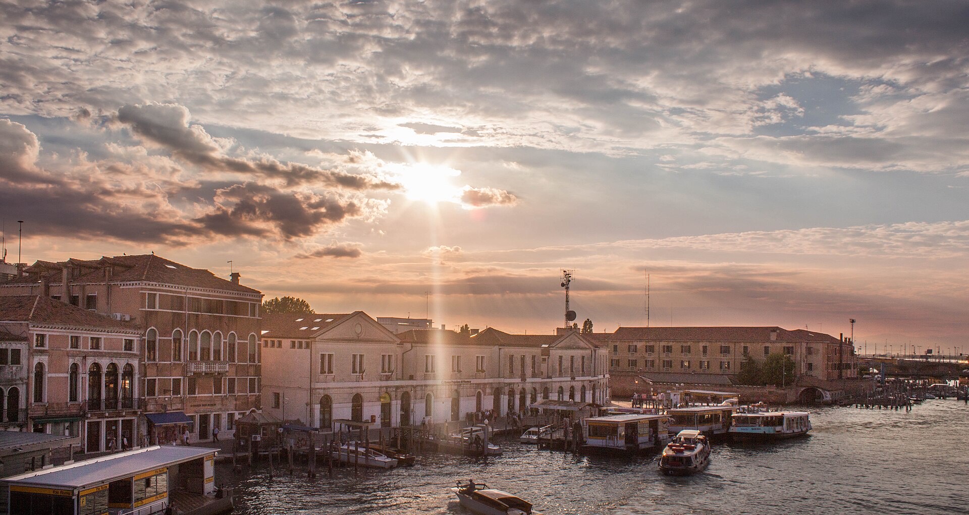 The Grand Canal from the Constitution Bridge, looking toward the station precinct
